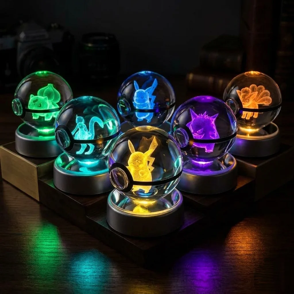Plusieurs pokeballs en cristal qui brillent